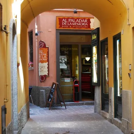 Il Piazzo Sleeps 6 Pool * Menaggio