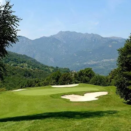 빌라 Il Piazzo Sleeps 6 Pool *